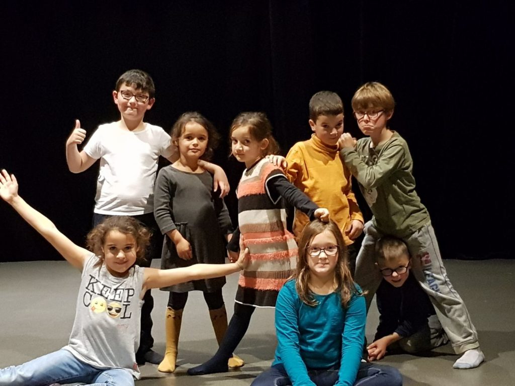 atelier theatre enfants ados