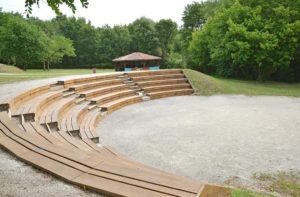 amphitheatre-et-kiosque parc moulin bidon