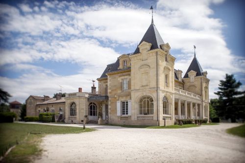 chateau-leognan