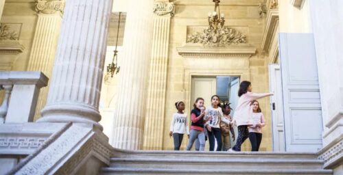 Visite entrez dans la danse