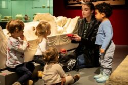 Polisson, mes premiers pas au musée.